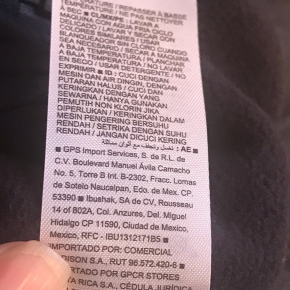 Old Navy Puffer Jacket Size M. NWT - Picture 11 of 13